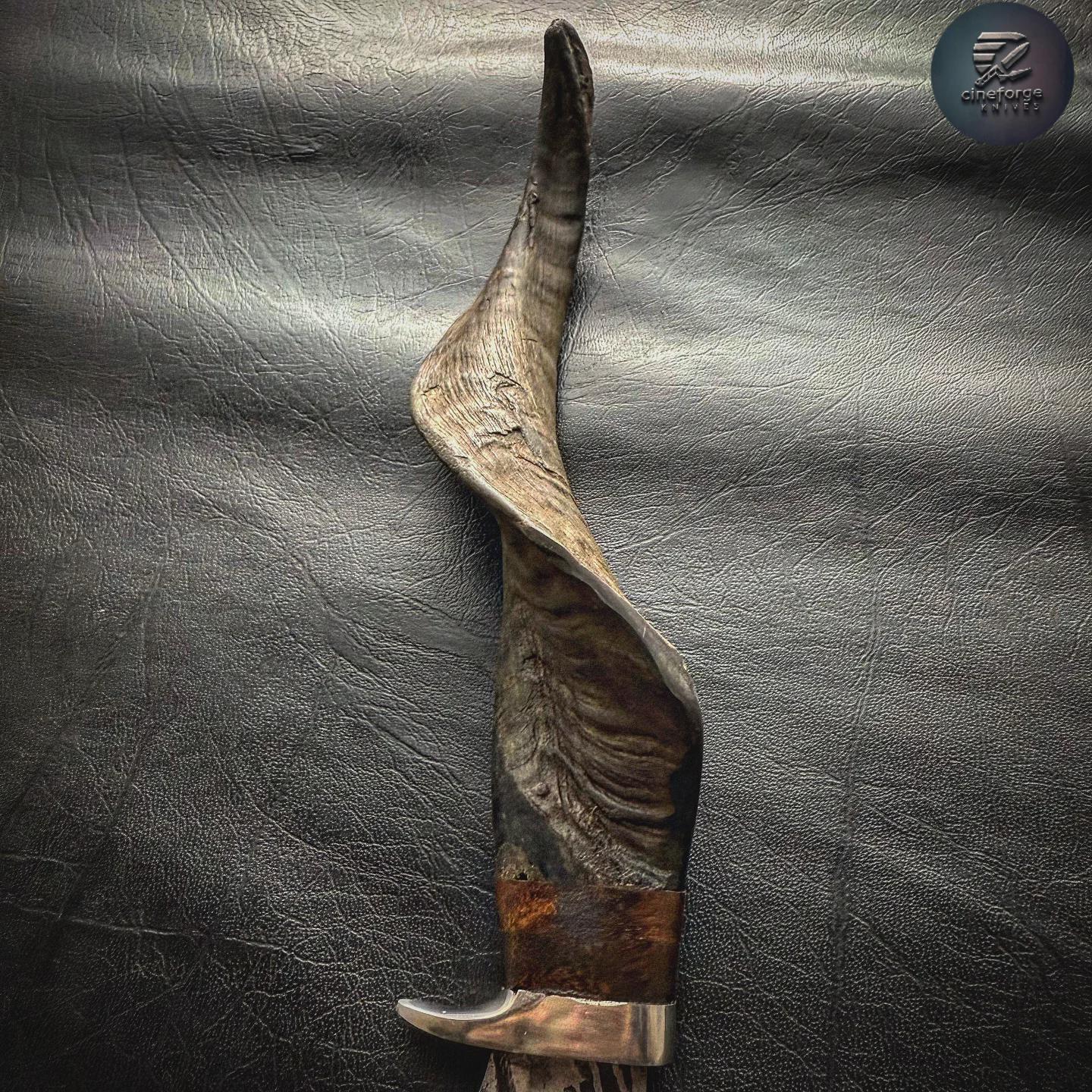 Damascus Steel Knife: Mountain Goat Horn Handle, Leather Sheath thumbnail 5