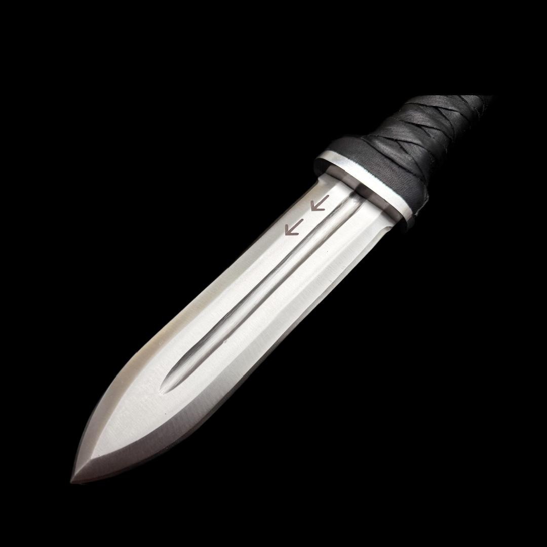 Vinland Saga Handmade D2 Steel Daggers with Leather Sheath thumbnail 3