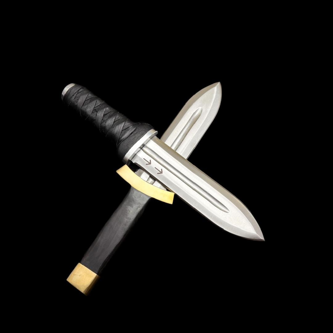 Vinland Saga Handmade D2 Steel Daggers with Leather Sheath thumbnail 4