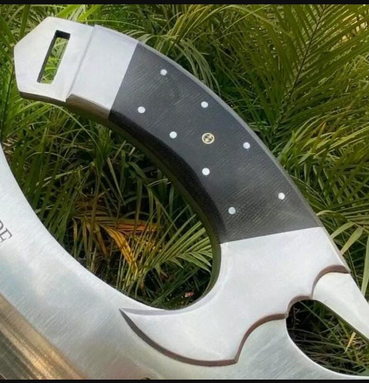 Handmade D2 Steel Pizza Cutter: Chef Knife with Micarta Handle thumbnail 2