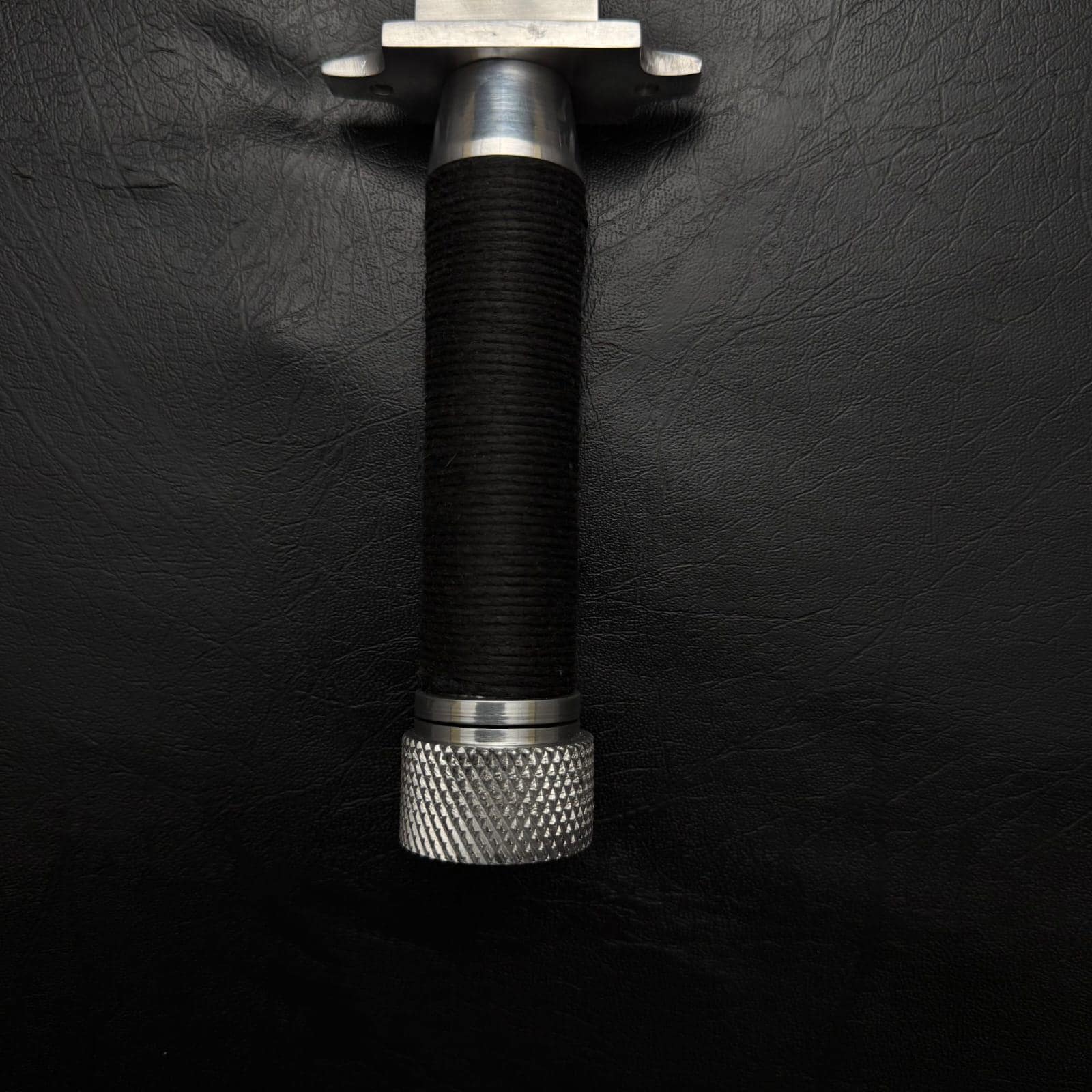 LS1 Commando Replica Bowie Knife: D2 Steel, Leather Sheath thumbnail 6