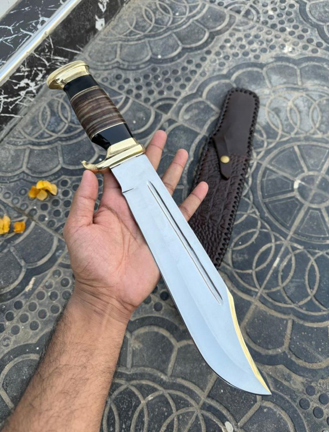 Handmade D2 Steel Bowie Knife: Crocodile Dundee Style, Leather & Bull Horn thumbnail 4