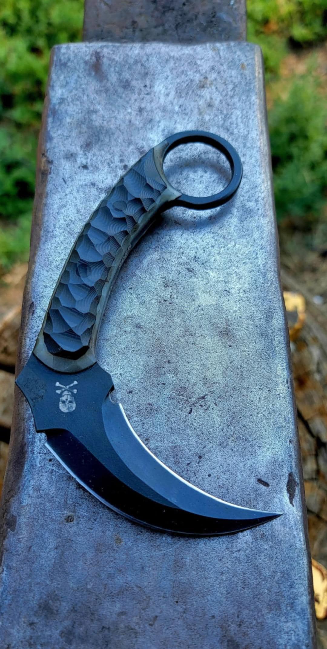 D2 Steel Karambit Knife: Micarta Handle, Leather Sheath thumbnail 2