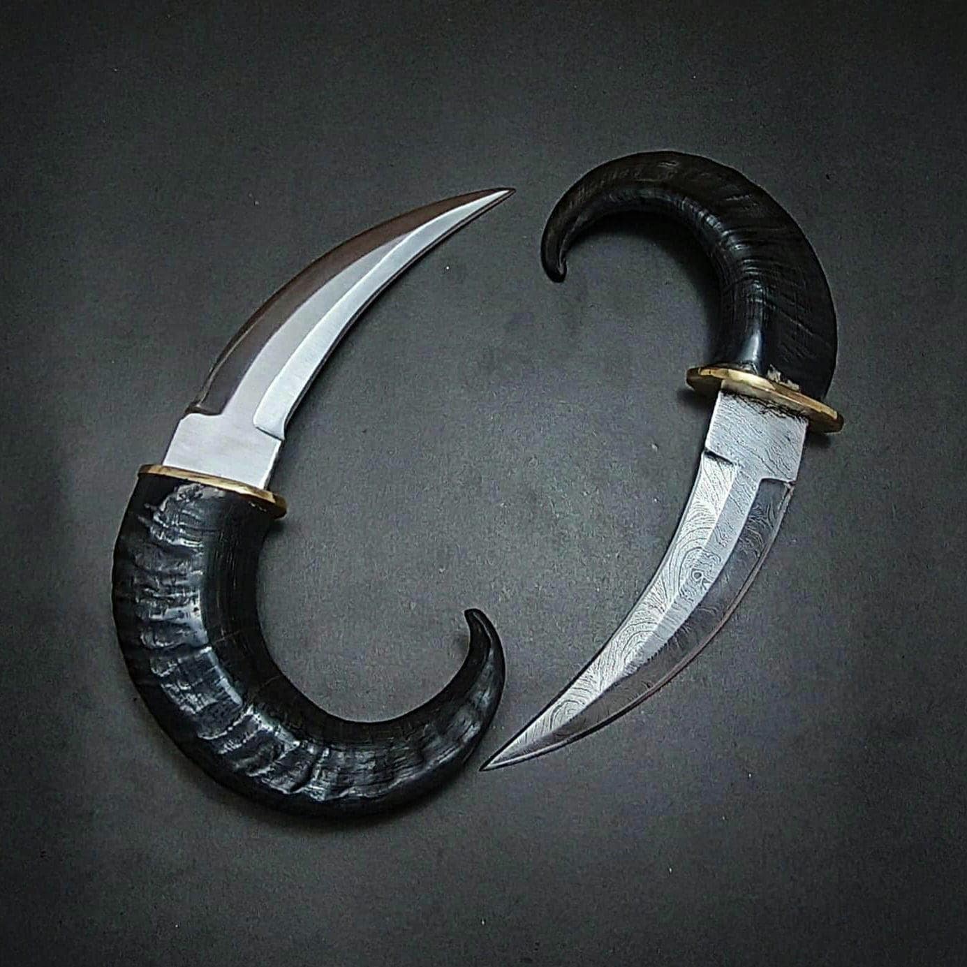Goat Horn Karambit: D2 Steel, Damascus Blade, Brass Clip, Leather Sheath