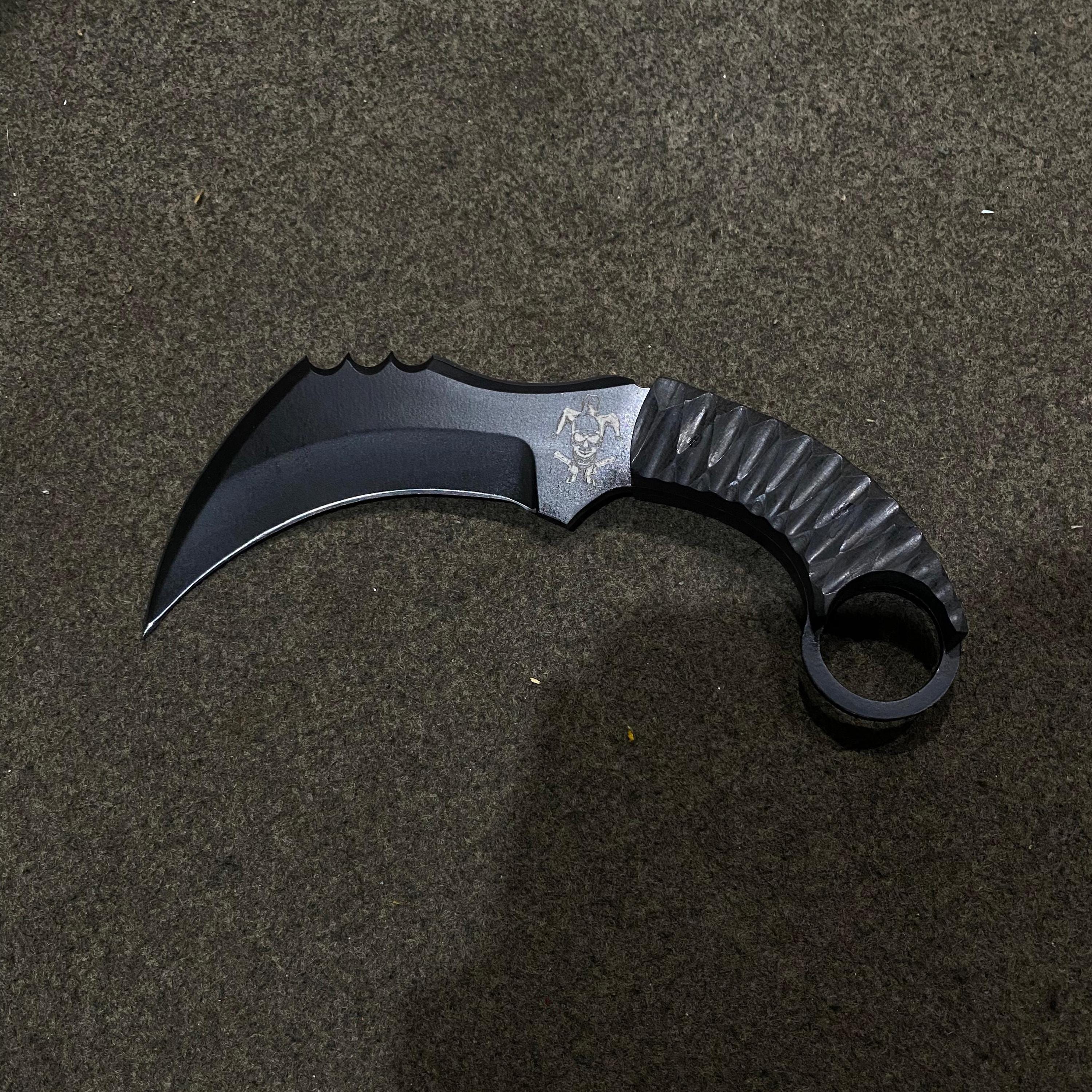 Blackend Blade Karambit: Joker knife engraving, Micarta, D2 steel, Leathersheath thumbnail 2