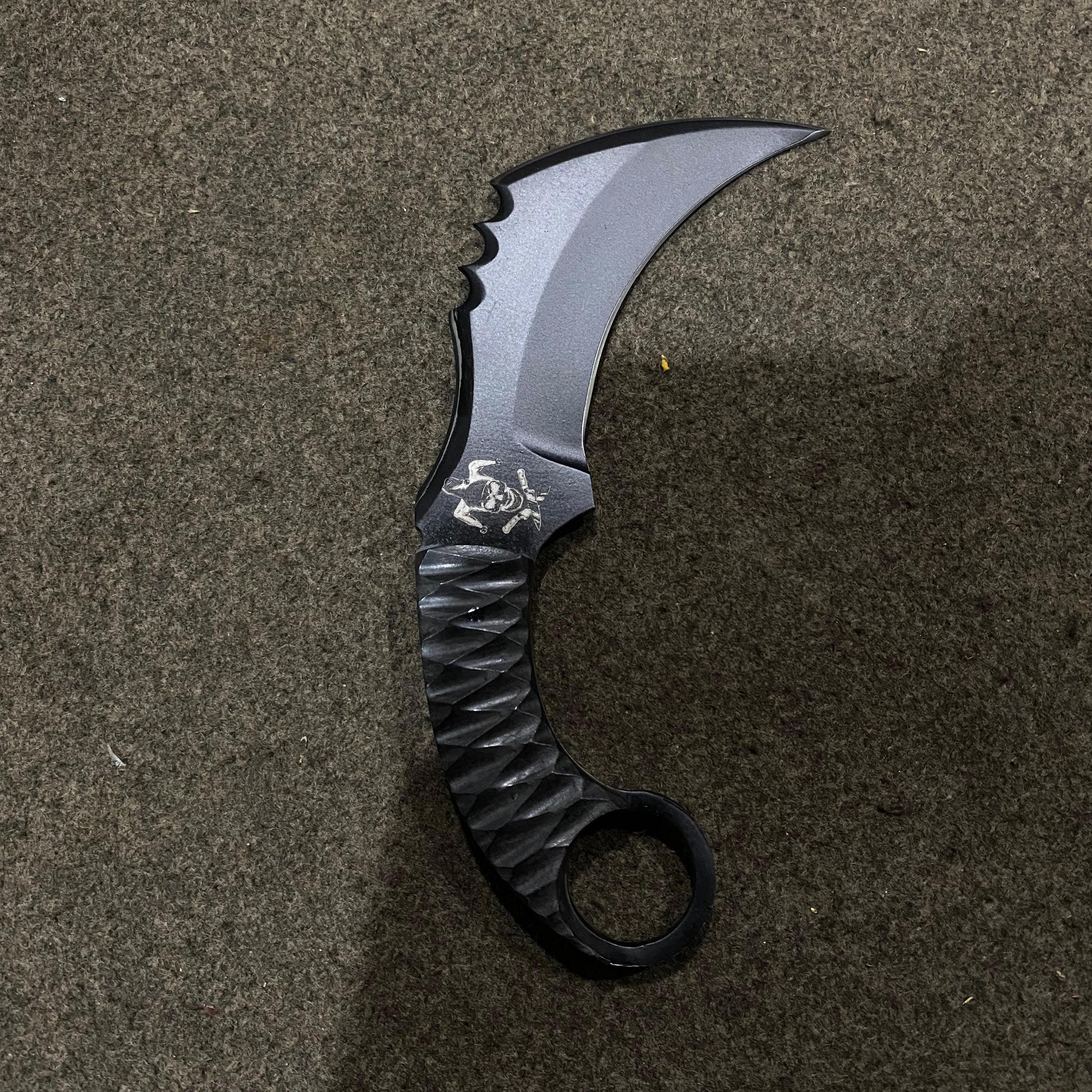 Blackend Blade Karambit: Joker knife engraving, Micarta, D2 steel, Leathersheath thumbnail 4