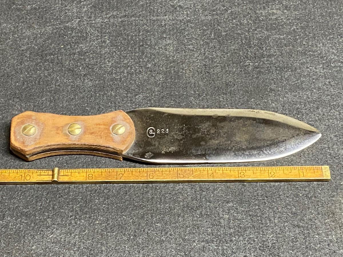 Goblin Slayer Dagger : D2 steel, Wooden handle, Leather Sheath thumbnail 2