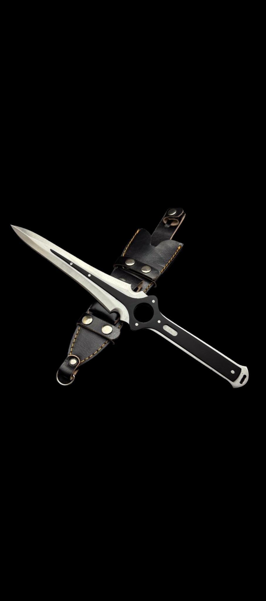 Persona 5 Joker Dagger Knife Replica with Leather Sheath thumbnail 1