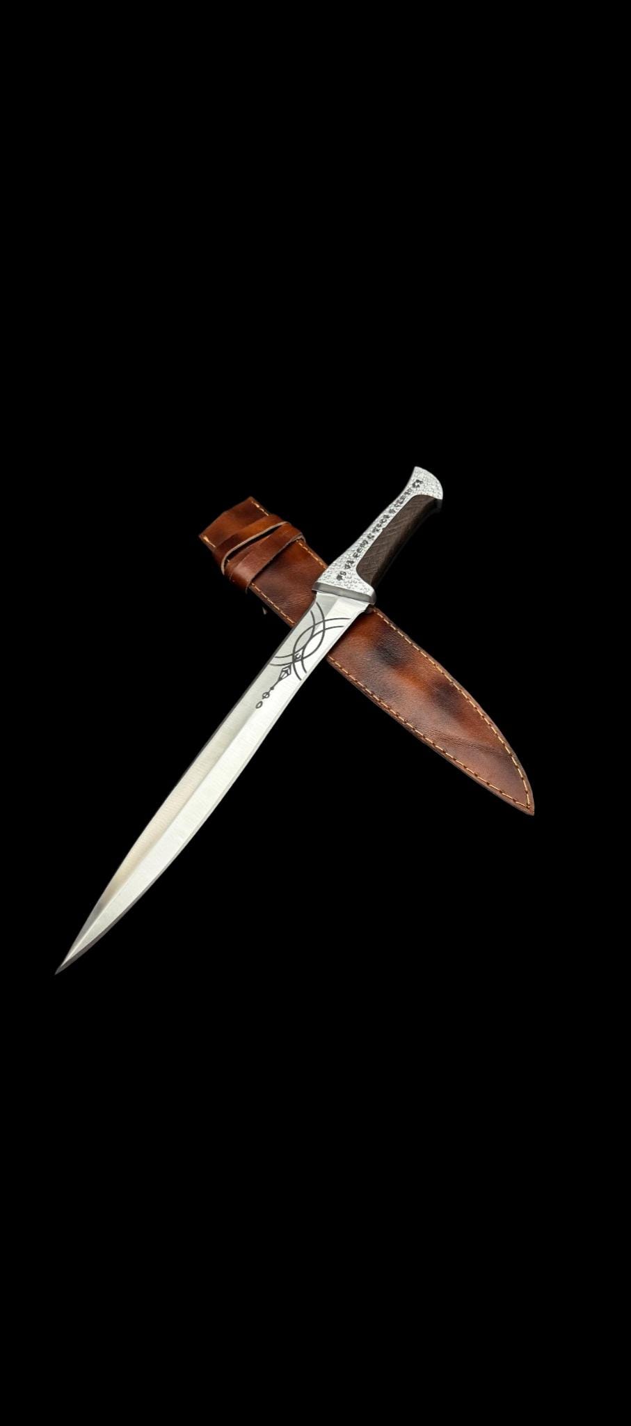 Famous Dune Paul Atreides Crysknife with Leather Sheath