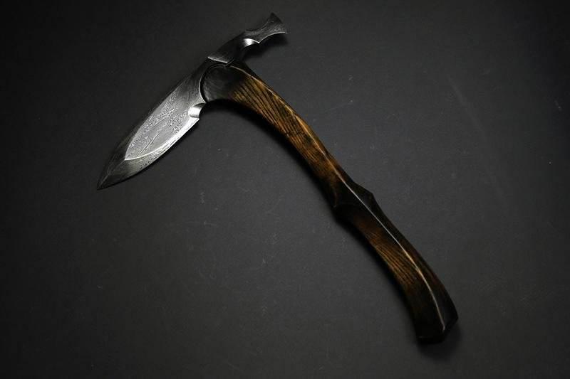 Damascus Steel Axe – Custom Handmade Camping & Hunting Axe